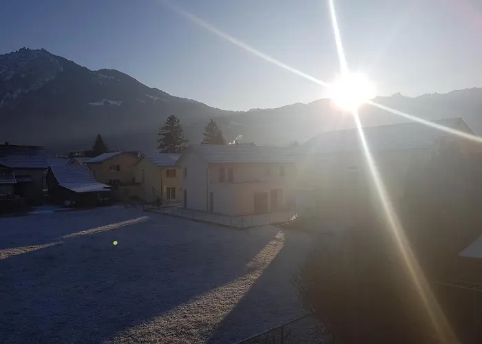 Family Mountain View - Upper Alley Apartment